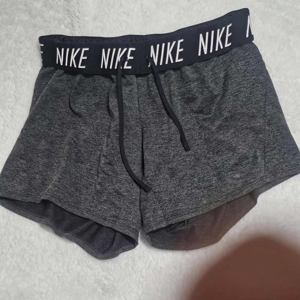 Nike Dri-Fit Woman’s Small Gray Athletic Shorts Loose Fit Elastic Waist